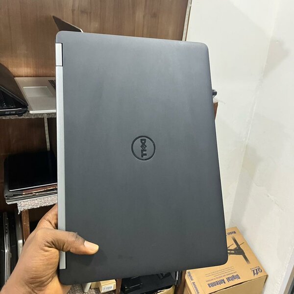 Dell Latitude E7470