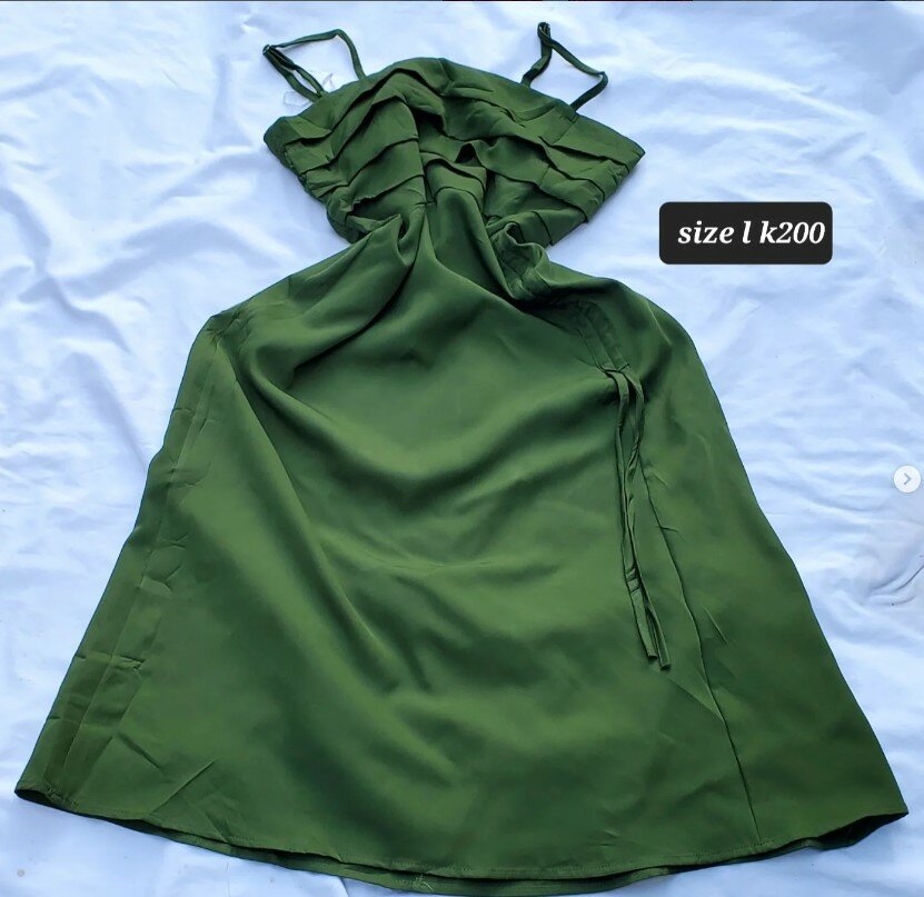Comfortable and stylish women's dress green