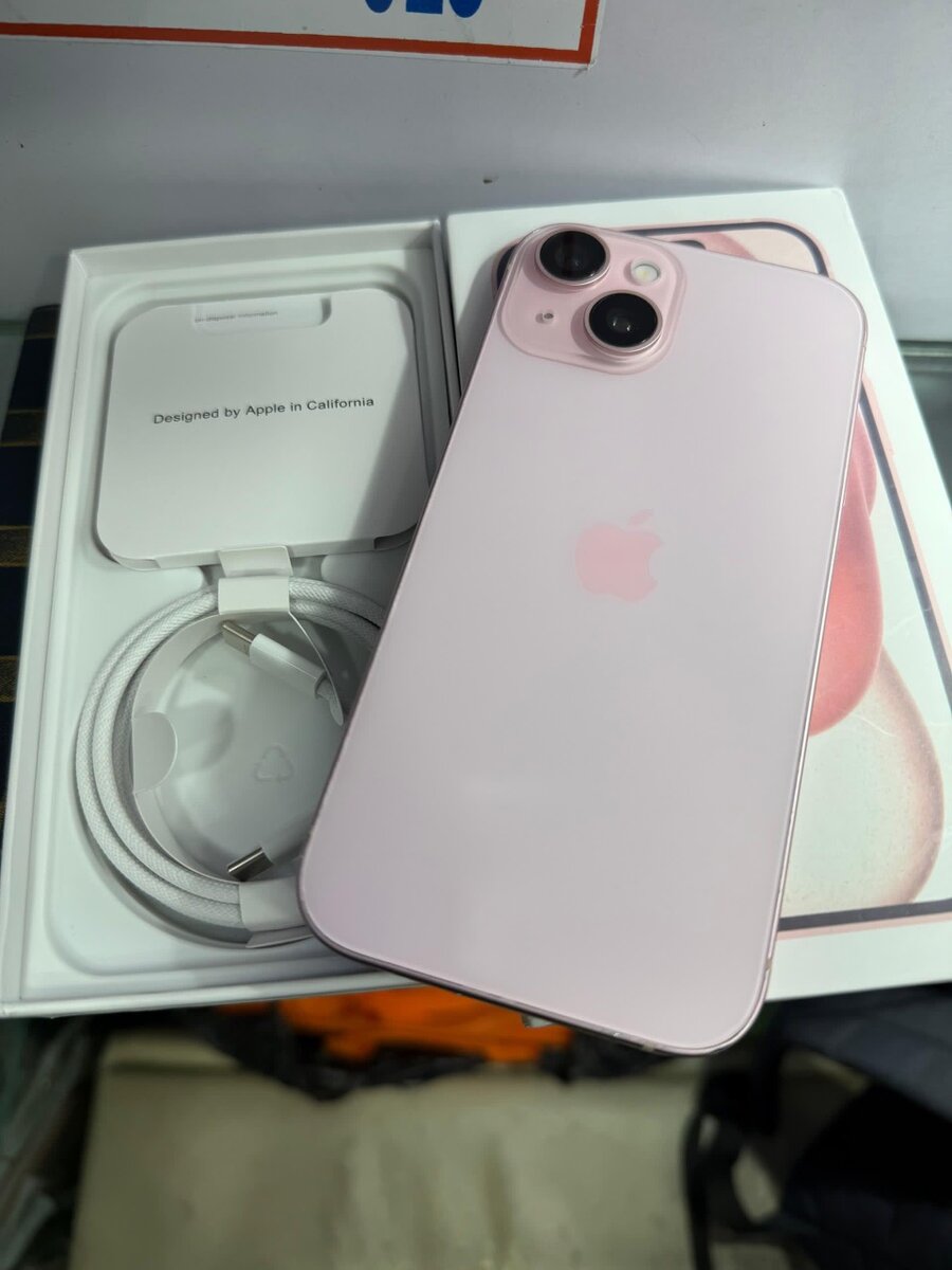 iPhone 15simple 128Go tout pas