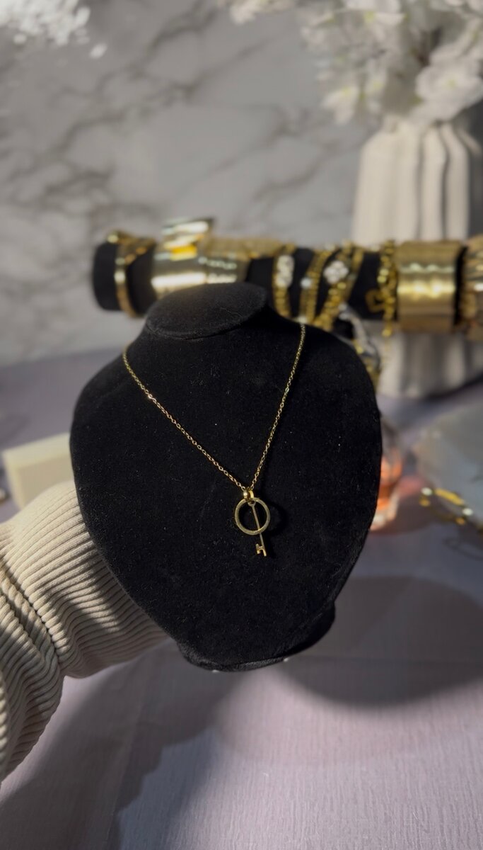 Collier pendentif raffiné