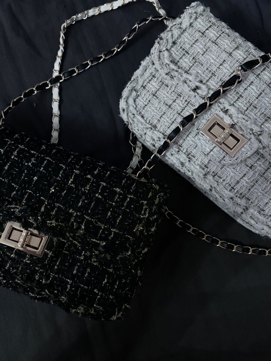 Новые твидовые сумки в белом и черном цвете