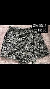 Short en dentelle noire élégante