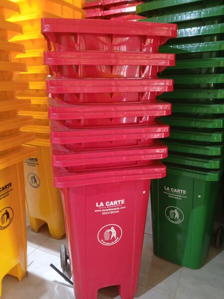 240 liter HDPE front step wheelie/bin