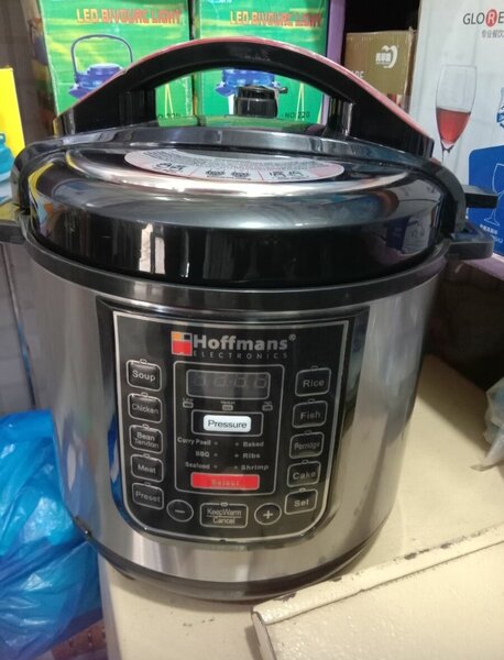ELECTRIC PRESSURE COOKER