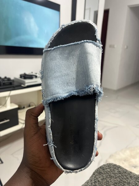 Claquettes en denim stylées