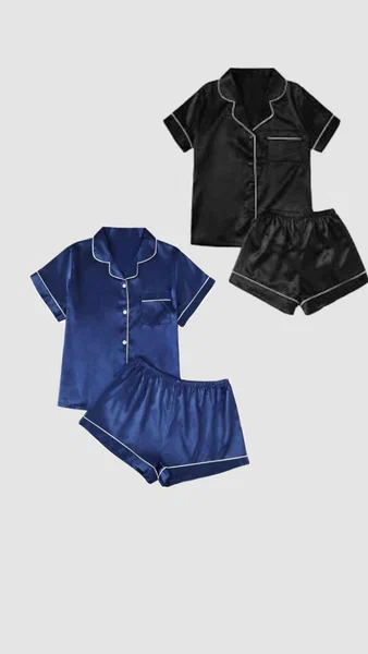 Pyjama en satin assorti