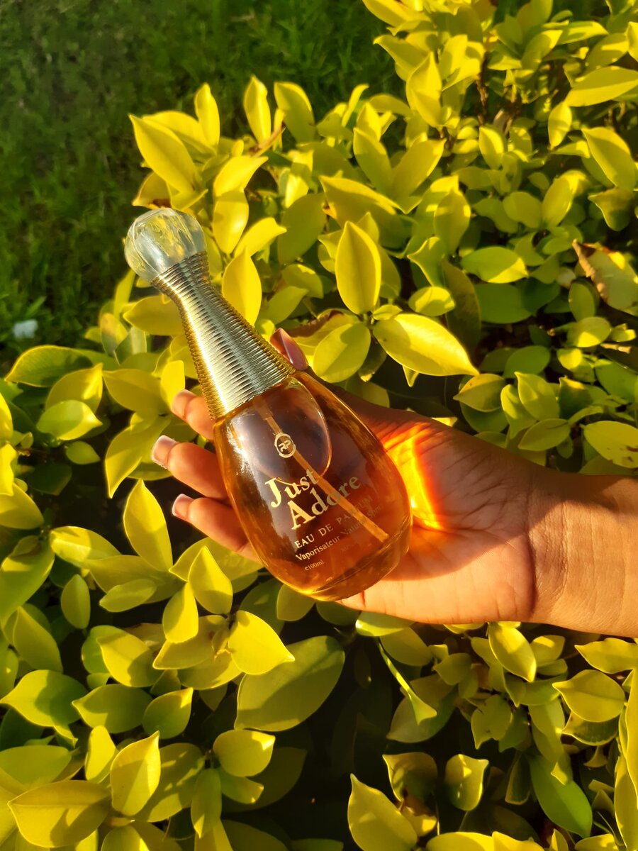 Parfum Luxueux Eau de Parfum