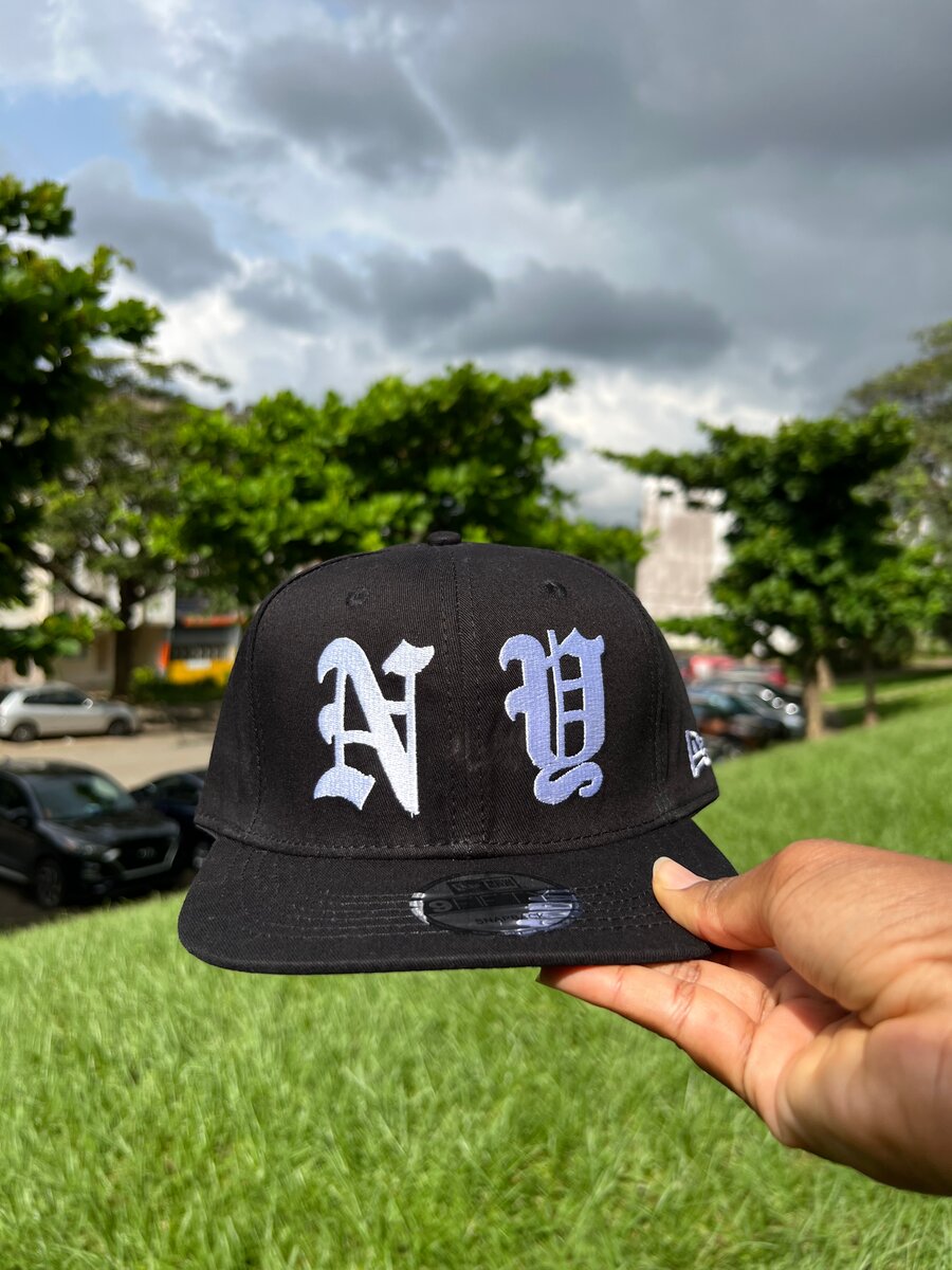 Casquette blanc-noir New era