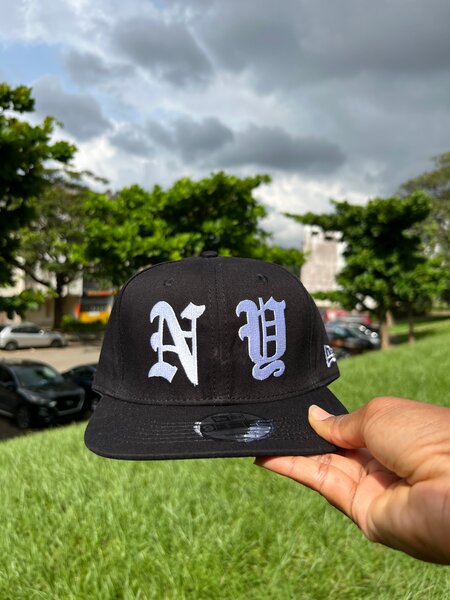 Casquette blanc-noir New era