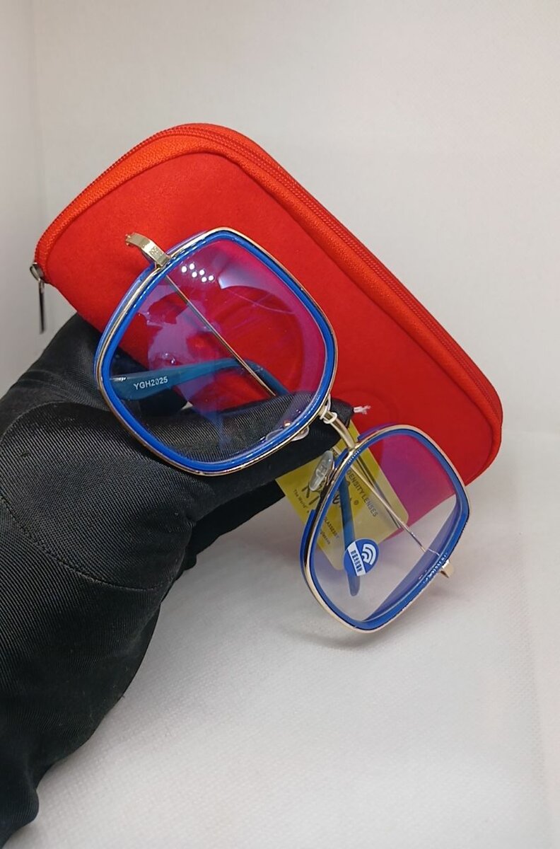 Non medicated glasses