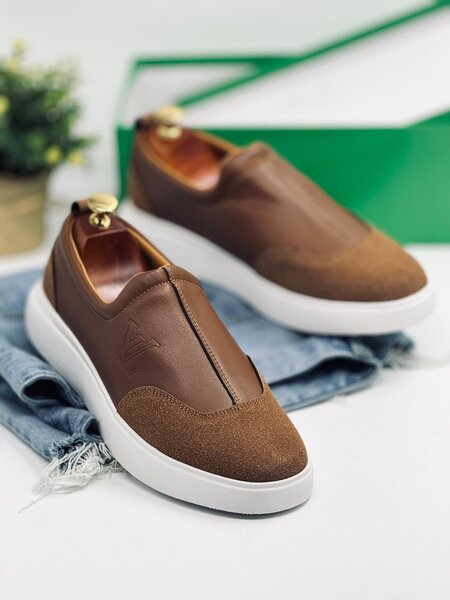 LOUIS VUITTON EASY WEAR