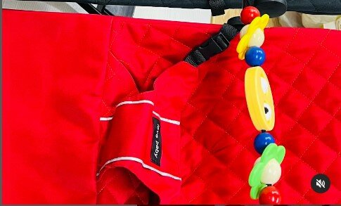 Детский шезлонг-лежанка красный