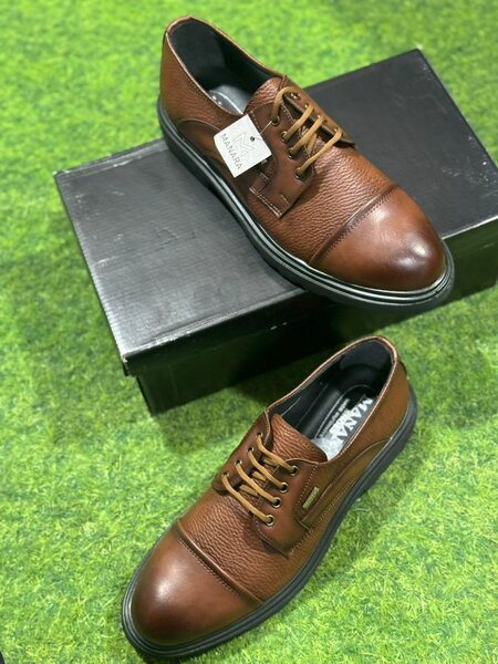 Chaussures Derby en cuir marron