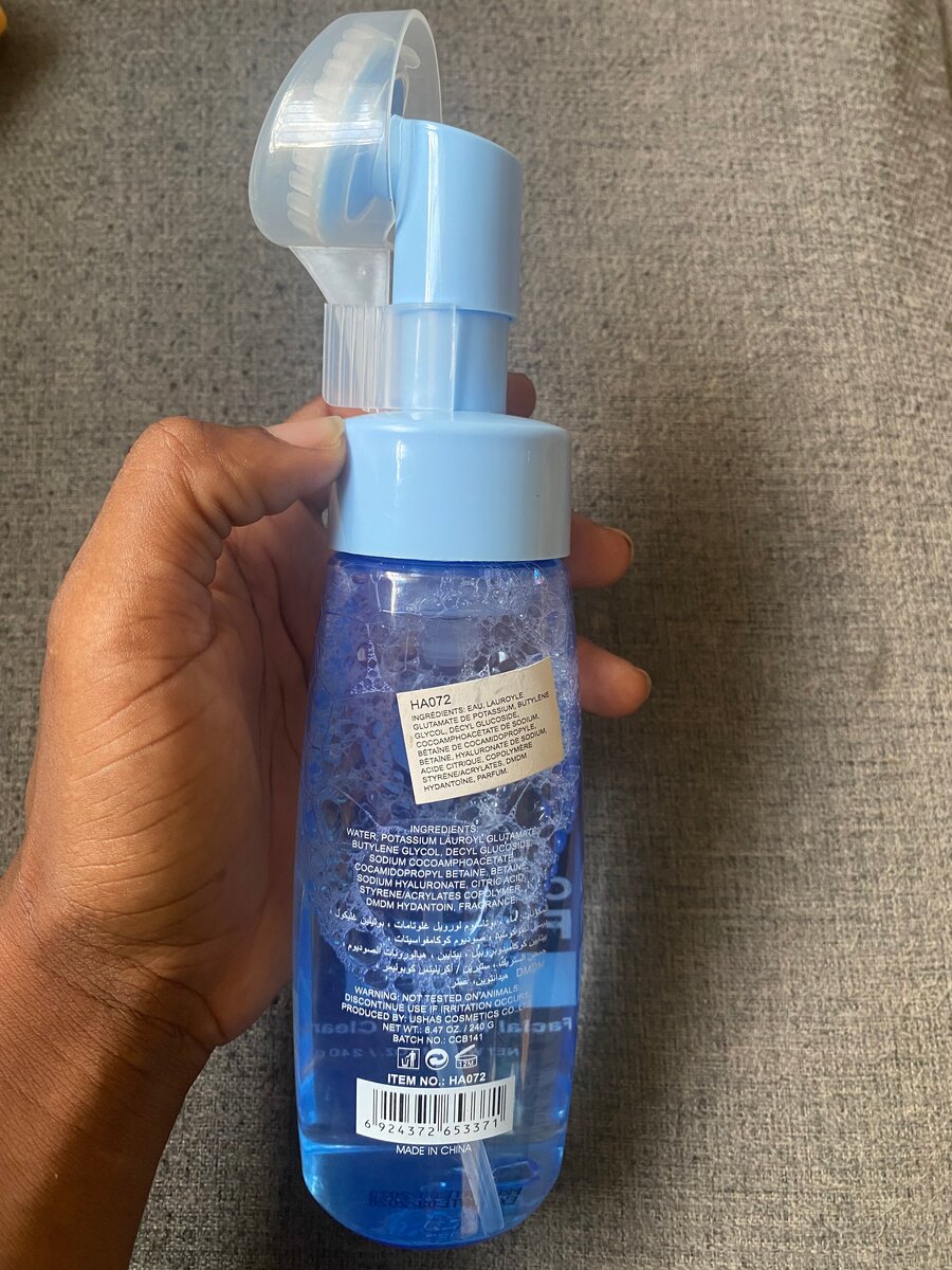 Mousse nettoyante pour le visa