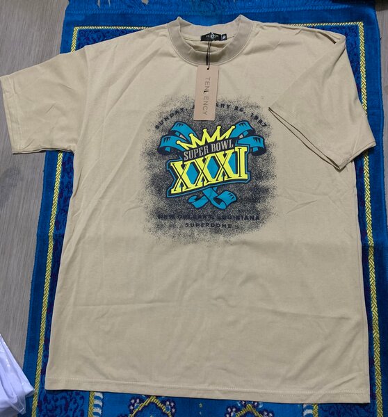 T-shirts graphiques unisexes