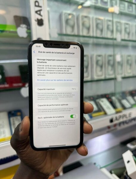 iPhone XR