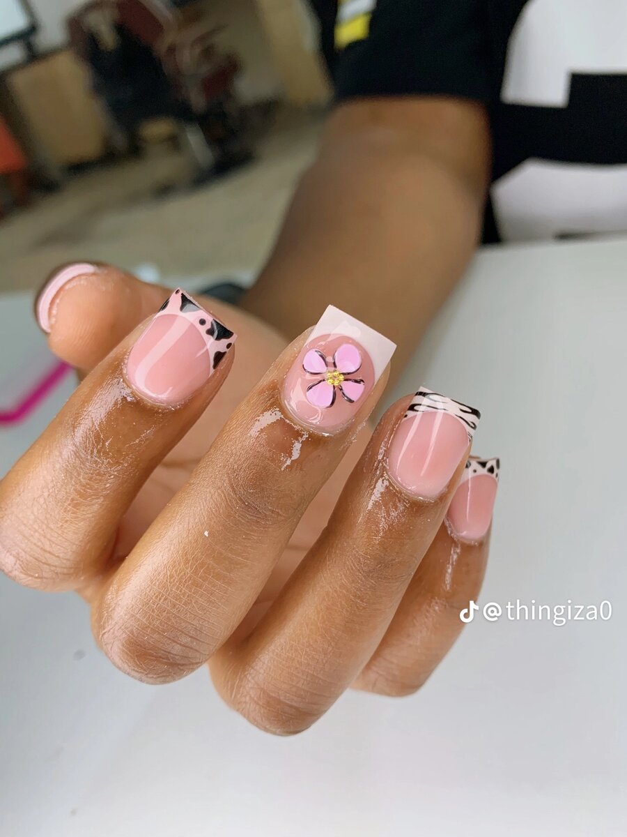 Nail Art Design Été