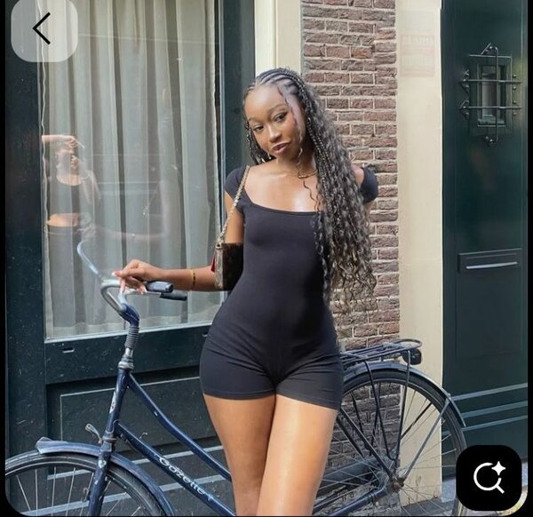 Combinaison noire élégante