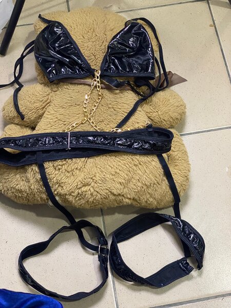 Ensemble Lingerie Dentelle et Vinyle