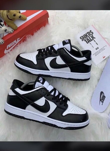 Nike dunks available in size 39-45