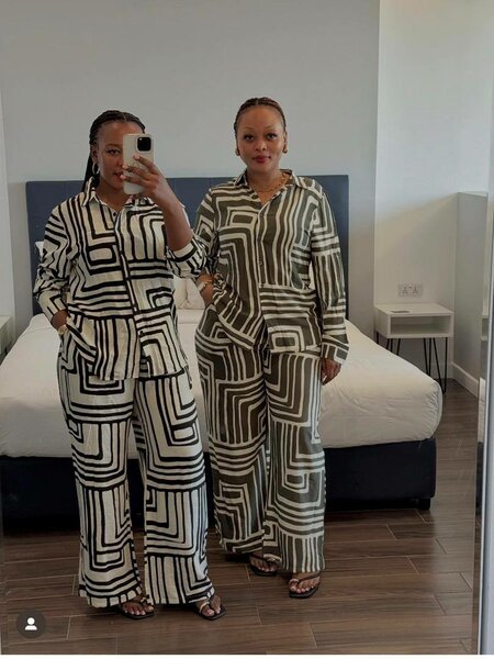 Pantalon à motifs géométriques