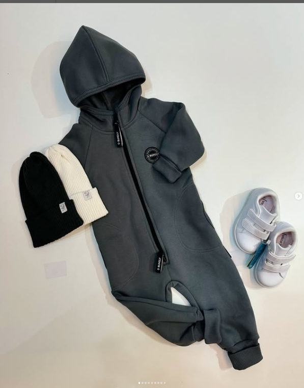  комбинезон из футера с мягким начесиком внутри.