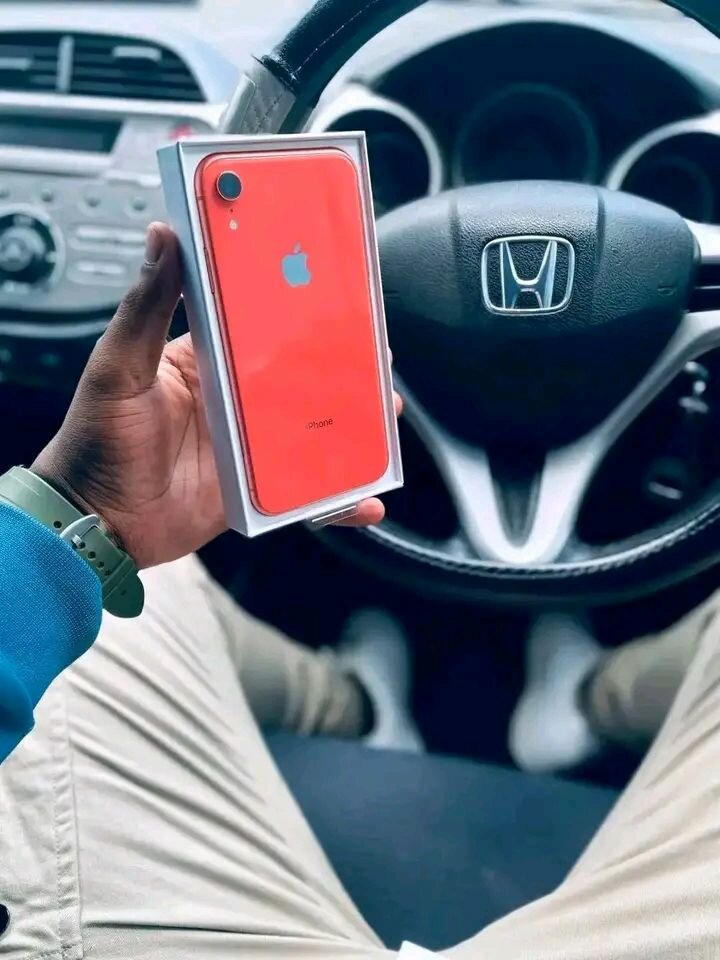 iPhone XR Rouge Neuf