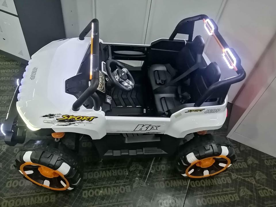 kids white jeep