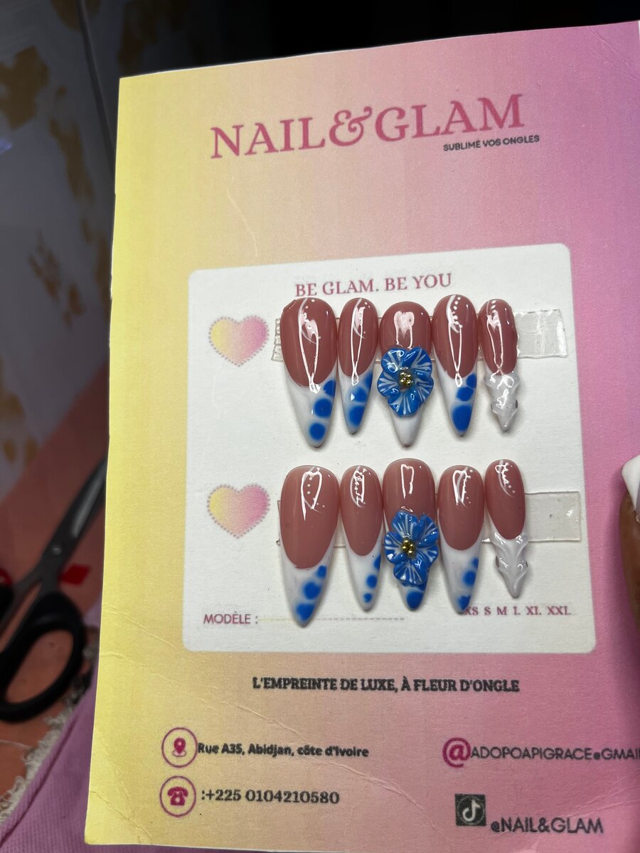 Ongles Artificiels Élégants