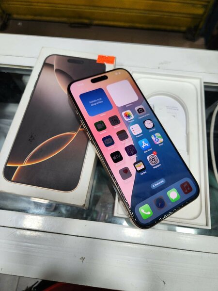 iPhone 16 pro max 256gb
