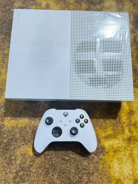 Console de jeu Xbox blanche