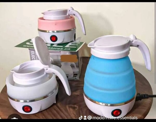 Fordable electric kettle