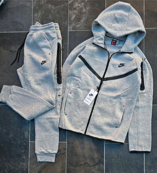 Ensemble de survêtement Nike