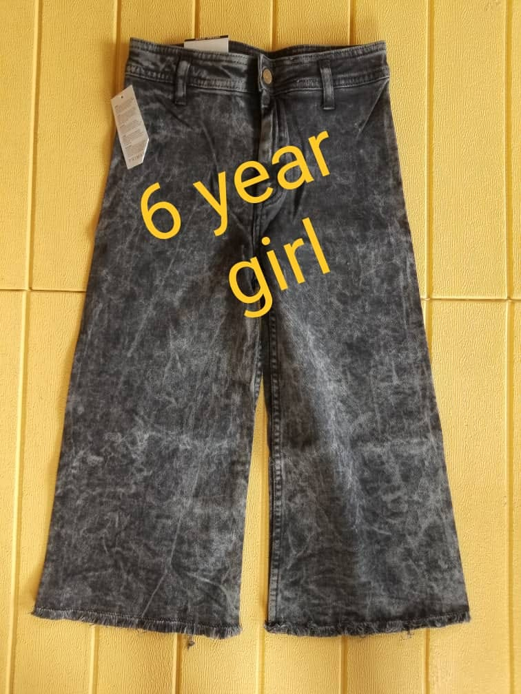 GIRLS JEANS