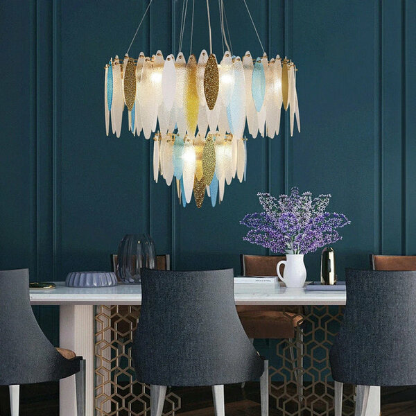 Lustre moderne en cristal coloré