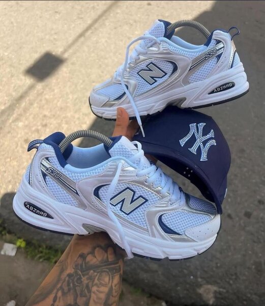 New Balance 530 Sneakers