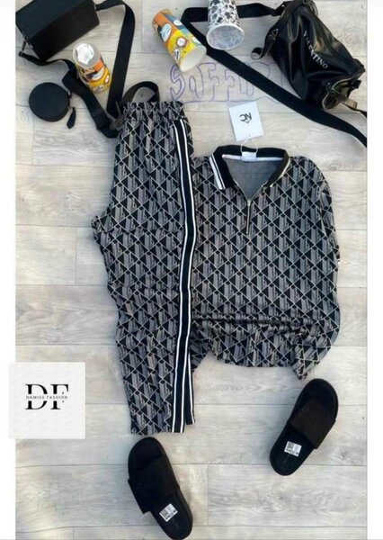Ensemble de survêtement élégant