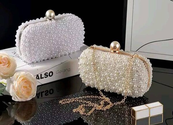 Sacoche de soirée perles