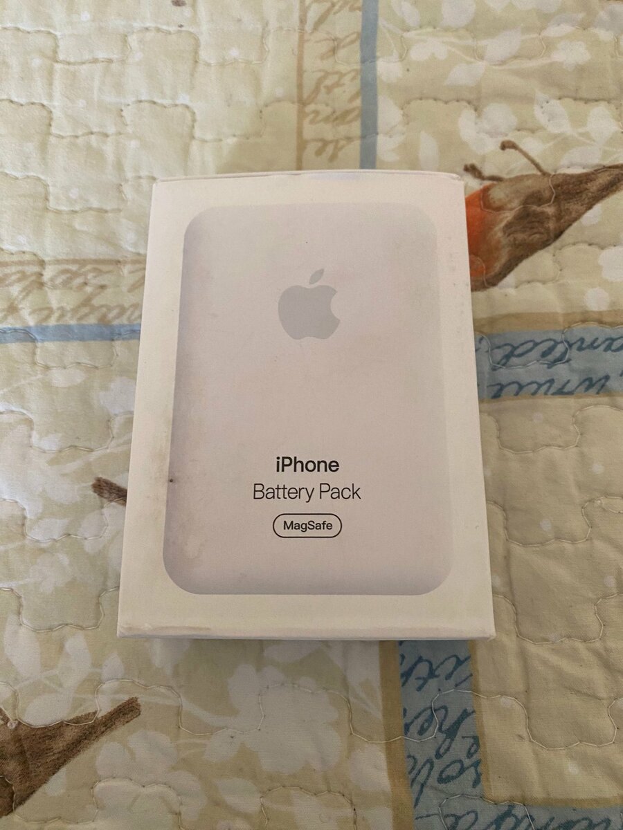 iPhone MagSafe Battery Pack