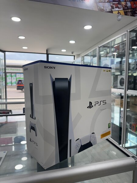 Brand new Ps5 Standard