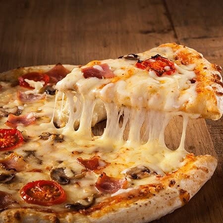 Pizza savoureuse au fromage