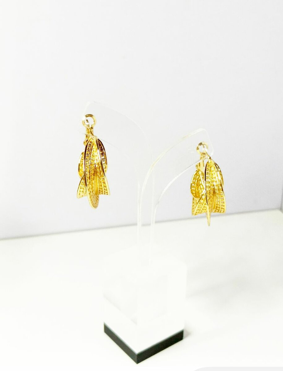 Boucles d'Oreilles Dorées Élégantes