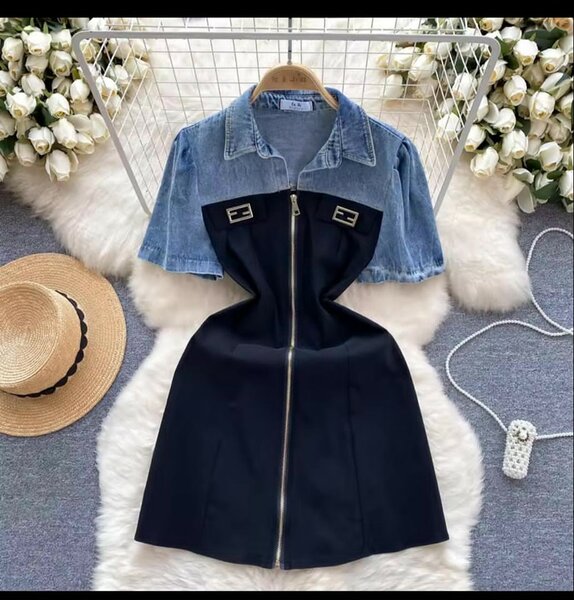 Robe noire avec haut en jean