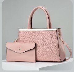 High-quality, stylish women's bag with an accessory pink