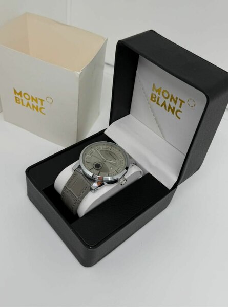 Montblanc Montre Homme Élégante