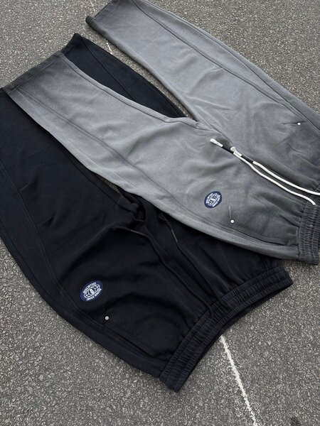 Pantalons de jogging bicolores