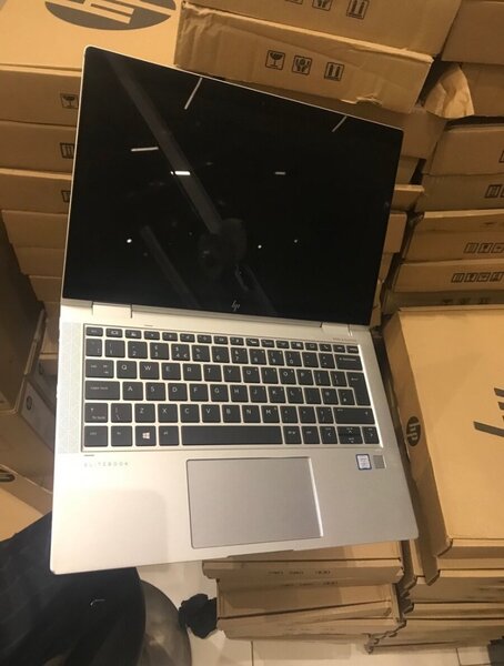 Hp Elitebook 1030 G3 core i5 8th Gen