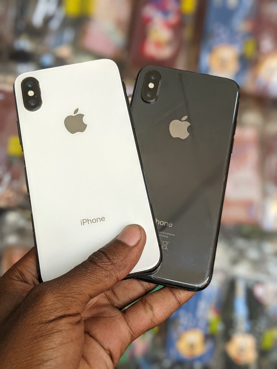 iPhone X