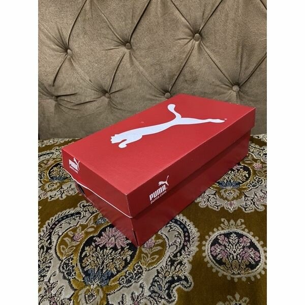 Boîte à chaussures Puma