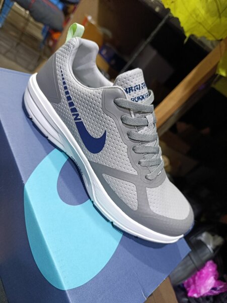 Спортивные кроссовки NBGlobal